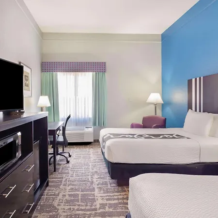 La Quinta By Wyndham Kerrville Exterior photo