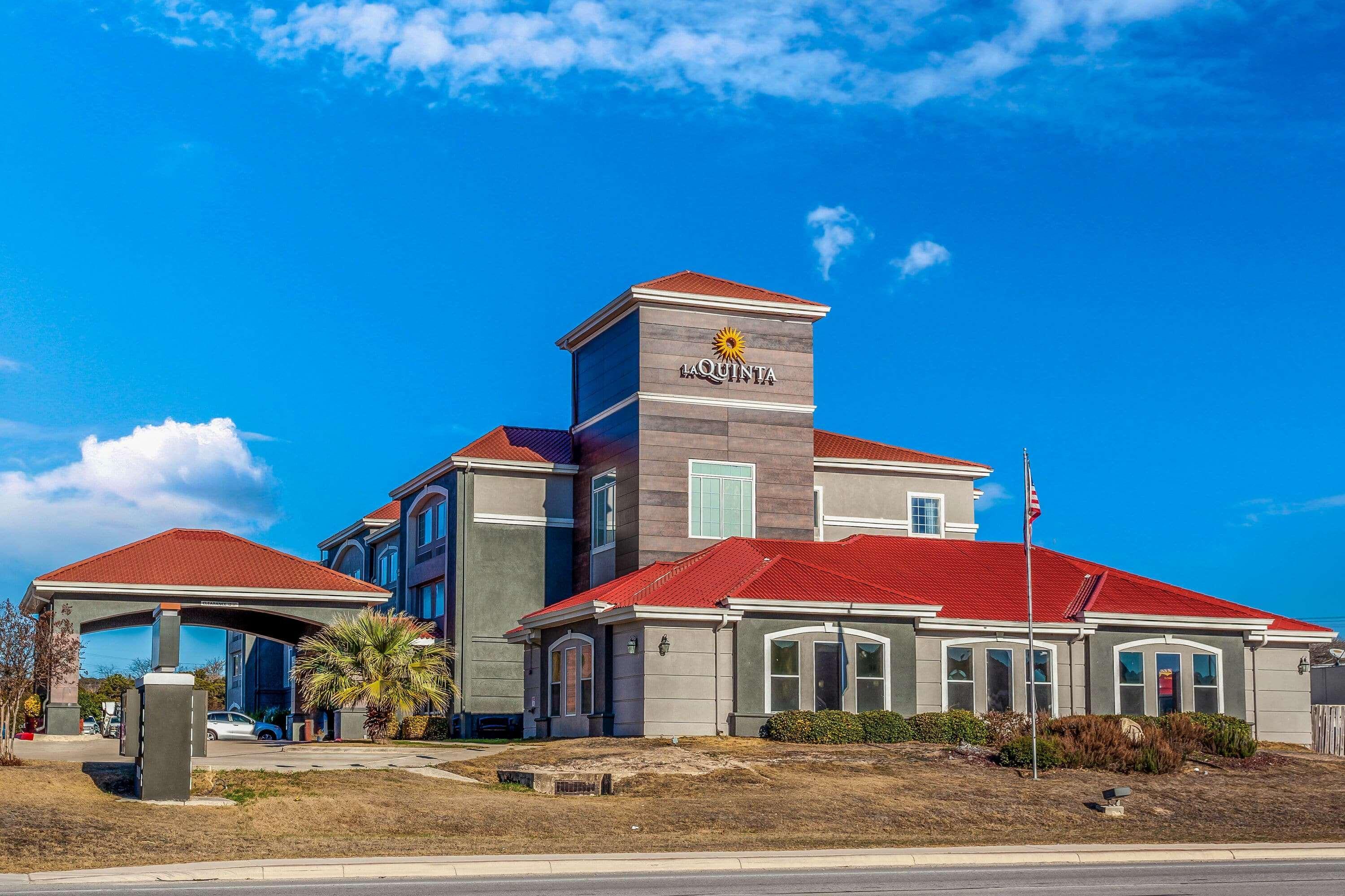 Hotel La Quinta By Wyndham 3*